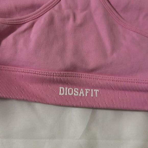 NWOT DiosaFit Bubblegum Pink Sports Bra - L - Picture 4 of 5